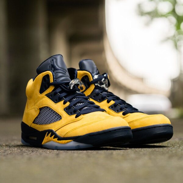 Giày Nike Air Jordan 5 Retro SP 'Michigan' CQ9541-704 - Hình ảnh 2