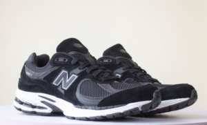Giay New Balance 2002R 'Core Black' M2002RBK
