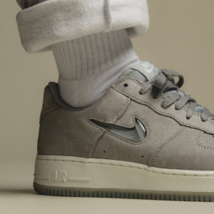 Giay Nike Air Force 1 Jewel 'The Month Light Smoke Grey' DV0785-003