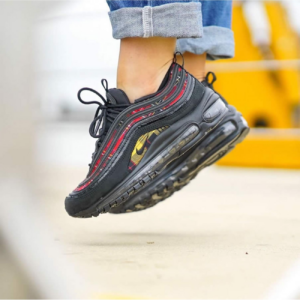Alternative view of Giày Nike Wmns Air Max 97 SE 'Tartan' AV8220-001