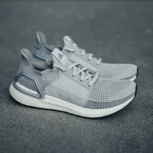 Alternative view of Giày Adidas Ultra Boost 19 'Grey Two' G54010
