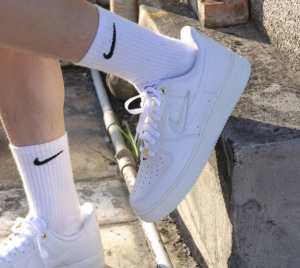 Giay Nike Air Force 1 '07 'Join Forces White' DQ7664-100