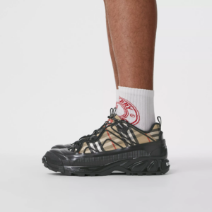 Alternative view of Giày Burberry Vintage Check Cotton Arthur Black Beige 80390471