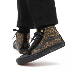 Giay Vans Cher Strauberry x Skate Sk8-Hi Decon 'Cheetah' VN0A5KYB9CY