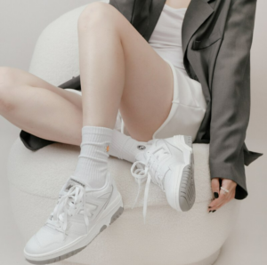 Alternative view of Giày New Balance 550 'White Grey' BB550PB1