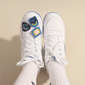 Alternative view of Giày Nike Air Force 1-1 GS 'White Royal Blue' DB4545-105