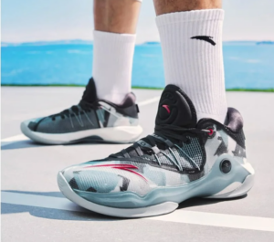 Giay Anta UFO 4 'Camo Carbon Grey' 812311107-5