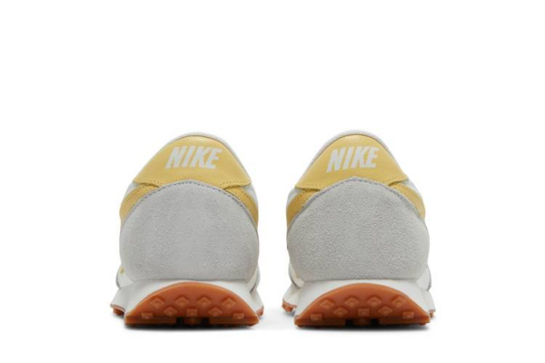 Giày Nike Daybreak 'Summit White Saturn Gold' CK2351-109 - Hình ảnh 4