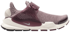 Giày Nike Wmns Sock Dart SE 'Night Maroon' 862412-600