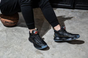 Giay Adidas D Rose 10 'Chinese New Year' EH2110