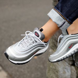 Alternative view of Giày Nike Air Max 97 OG QS 'Silver Bullet' 884421-001