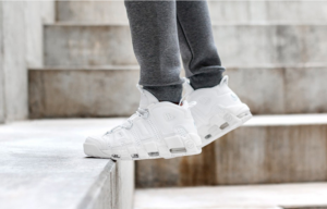 Giày Nike Air More Uptempo 'Triple White' 921948-100 - Authentic-Shoes