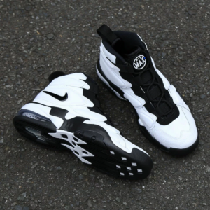 Alternative view of Giày Nike Air Max2 Uptempo 'White Black' 922934-102