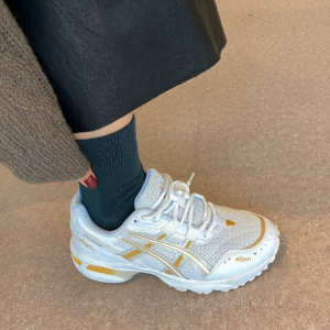 Alternative view of Giày Asics Wmns Gel 1090 'White Gold'  1202A019-100