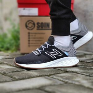 Alternative view of Giày New Balance Fresh Foam Roav 'Tee Shirt Black Light Aluminum' MROAVTK