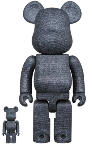 Mo Hinh Bearbrick 100% + 400% 'The Rosetta Stone' 96860-TRS-0104