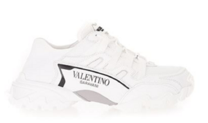 Giày Valentino Logo Lettering Sneakers in white VY2S0E04VXN0BO