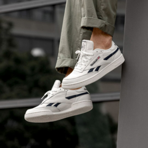 Alternative view of Giày Reebok Revenge Plus MU 'White' DV4065