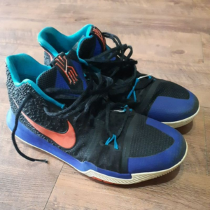 Alternative view of Giày Nike Kyrie 3 'Kyrache Light' 852395-007