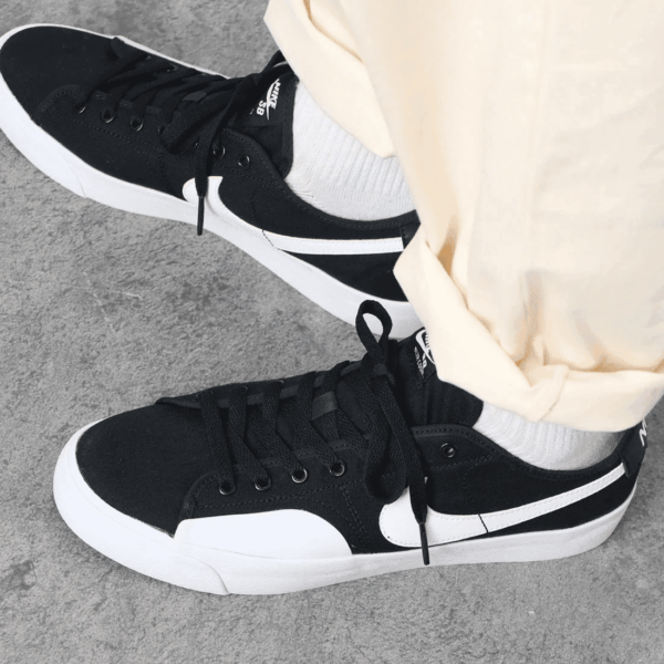 Giày Nike SB BLZR Court Skate 'Black' CV1658-002 - Ảnh 4
