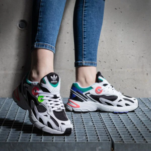 Giay Adidas Astir 'White Black Acid Red' GY1122