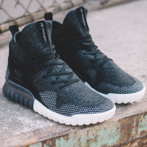 Alternative view of Giày Adidas Tubular X PK 'Black' BB2379