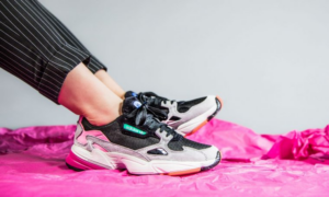 Alternative view of Giày Adidas Wmns Falcon 'Light Granite' BB9173