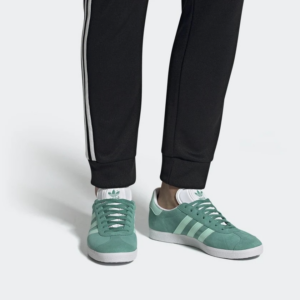 Alternative view of Giày Adidas Gazelle 'True Green' BD7497