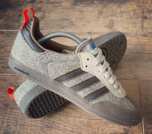 Alternative view of Giày Adidas Samba Fox 'Dark Brown' H04942