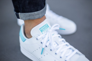 Giay Adidas Stan Smith 'White Blue Glow' EF4480