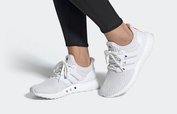 Giày Adidas Wmns UltraBoost 4.0 DNA 'White Hearts' GZ9232 - Hình ảnh 3