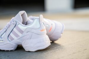 Alternative view of Giày Adidas Wmns EQT Gazelle 'Xeno Pack Orchid Tint' EE7409