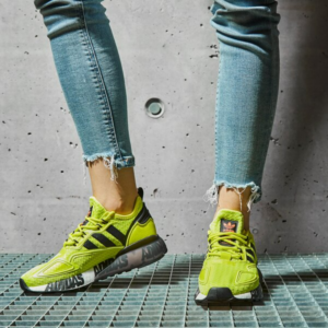 Alternative view of Giày Adidas ZX 2K Boost J 'Bold Logo Graphic Acid Yellow' FY2638