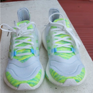 Giay Adidas Ultraboost 22 'White Green' GX5926