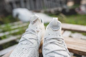 Adidas tubular rise cream white online