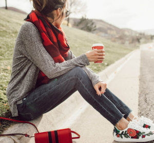 Alternative view of Giày Gucci Wmns Ace Embroidered 'Floral' 431917-A38G0-9064