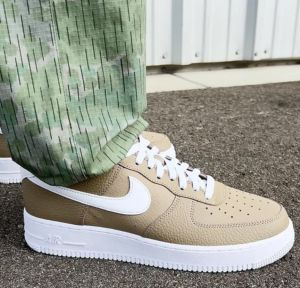 Giay Nike Air Force 1 '07 'Khaki' DV0804-200