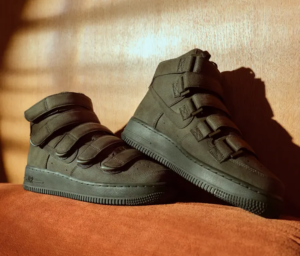 Alternative view of Giày Nike Air Force 1 High '07 SP 'Billie Eilish Sequoia' DM7926-300