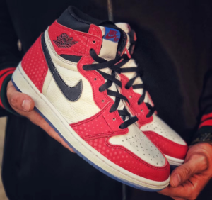 Giay Nike Air Jordan 1 Retro High 'Spider-Man' 555088-602