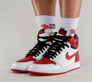 Giay Nike Air Jordan 1 Retro High OG 'Heritage' 555088-161