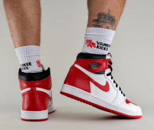 Giay Nike Air Jordan 1 Retro High OG 'Heritage' 555088-161