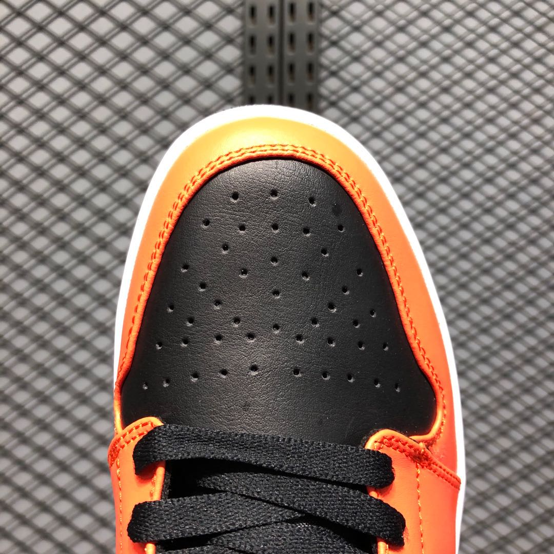 Air Jordan 1 Low SE 'Black Turf Orange' CK3022-008