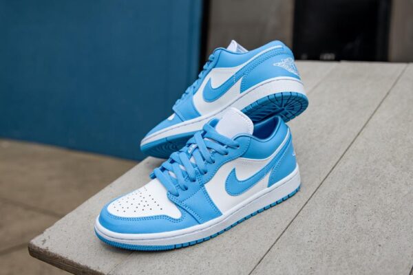 Giày Nike Eric Koston x Air Jordan 1 Low SB 'Powder Blue' CJ7891-401 - Hình ảnh 3