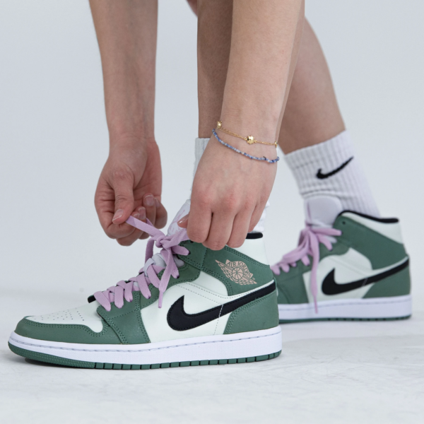 Giày Nike Wmns Air Jordan 1 Mid SE 'Dutch Green' CZ0774-300 - Hình ảnh 3