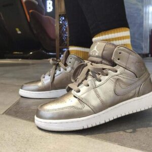 Alternative view of Giày Nike Air Jordan 1 Mid SE GS 'Sepia Stone' AV5174-200