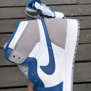 Giay Nike Air Jordan 1 Retro High Og Gs 'True Blue' FD1437-410