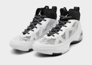 Giay Nike Jordan 37 'Oreo' DD6958-108