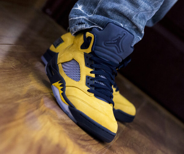 Giày Nike Air Jordan 5 Retro SP 'Michigan' CQ9541-704 - Hình ảnh 3