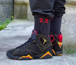 Giay Nike Air Jordan 7 Retro 'Citrus' CU9307-081