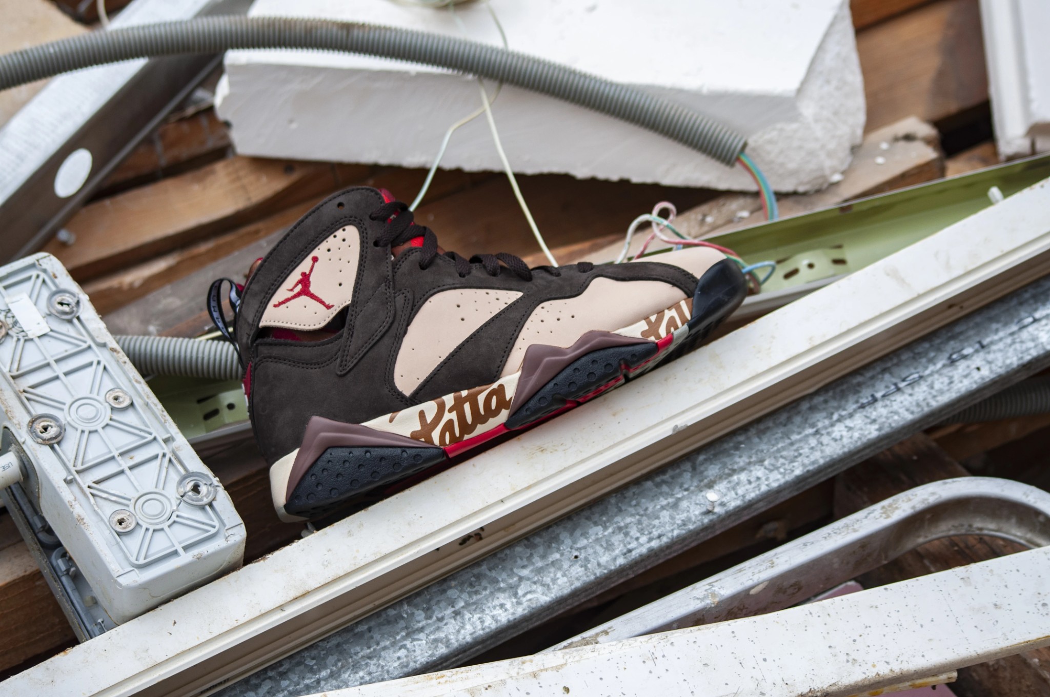 Giày Nike Air Jordan 7 Retro Patta Shimmer AT3375-200